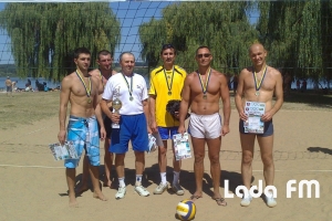 Волейболісти Ладижинської ТЕС вдруге виграли Кубок міського голови