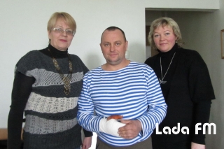 Пораненим у військовому госпіталі Вінниці передали допомогу з Ладижина