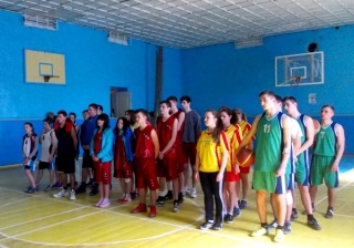 У Гайсині зональні змагання з волейболу присвятили пам’яті тренера
