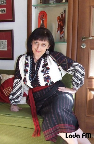 Незабаром у Ладижині – зустріч із  письменницею української фентезі  Дарою Корній!