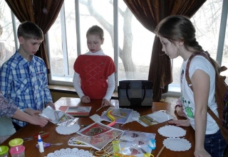 Діти енергетиків Ладижина під час майстер-класу розповіли про любов до своїх матусь