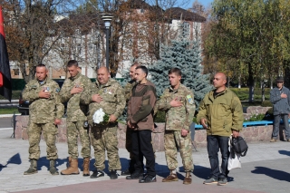 У Ладижині вшанували захисників України 