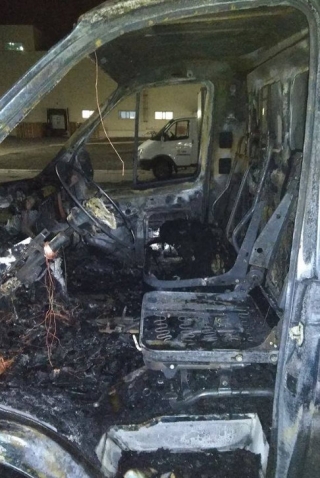 Біля Ладижина на території птахопереробного підприємства згоріла автівка