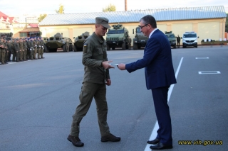 Голова Вінницької ОДА привітав нацгвардійців військової частини 3008 з Днем захисника України