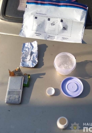 У жителя Тростянецького району поліцейські знайшли наркотики