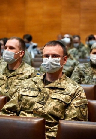 Вінниця: у Військово-медичному клінічному центрі вітали  бійців і медиків
