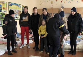 На Вінниччину прибувають біженці з розбомблених російськими окупантами міст