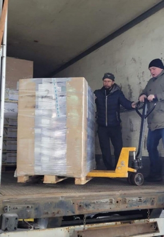 Тонни гуманітарної допомоги з Європи прибувають на Вінниччину