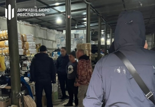 В Одесі викрили тіньову схему реалізації цигарок, які мали поїхати на фронт