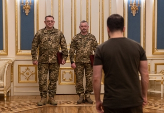 Президент вручив ордени «Золота Зірка»  військовослужбовцям, яким присвоєно звання Героя України