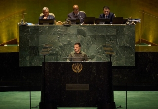 Президент Зеленский на Генасамблеї ООН: Агресора і його методи війни стримувати так само, як відбувається стримування ядерної зброї 