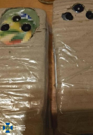   9  ,         