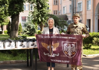 Вінниччина передала чергову партію квадрокоптерів військовим Вінниччина передала чергову партію квадрокоптерів військовим