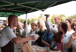 У Вінниці відбулася Всеукраїнська виставка-ярмарок крафтової продукції. У Вінниці відбулася Всеукраїнська виставка-ярмарок крафтової продукції.